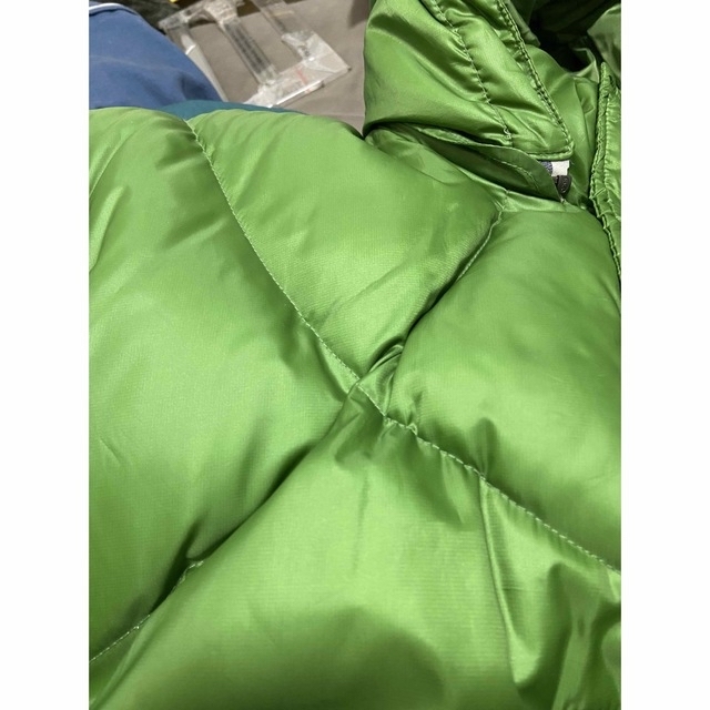 Oakley(オークリー)の希少 Y2K vintage 00s OAKLEY 変形 緑 ダウンジャケット メンズのジャケット/アウター(ダウンジャケット)の商品写真