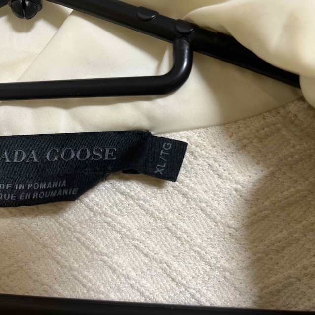 CANADA GOOSE(カナダグース)のカナダグース　フリース　ベスト　XL アイボリー　サザビーリーグ メンズのジャケット/アウター(ダウンベスト)の商品写真