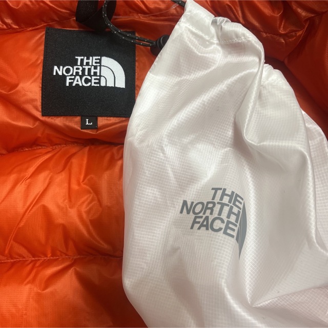 THE NORTH FACE(ザノースフェイス)のタイムセール　未使用ノースフェイスアコンカグアベスト レディースのジャケット/アウター(ダウンベスト)の商品写真