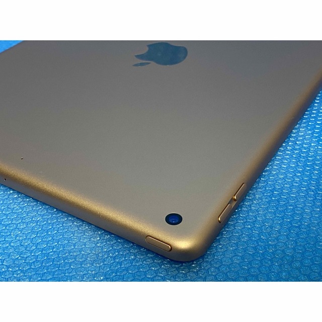 iPad 8世代 Wi-Fiモデル 32GB ゴールド ほぼ未使用 迅速発送 5