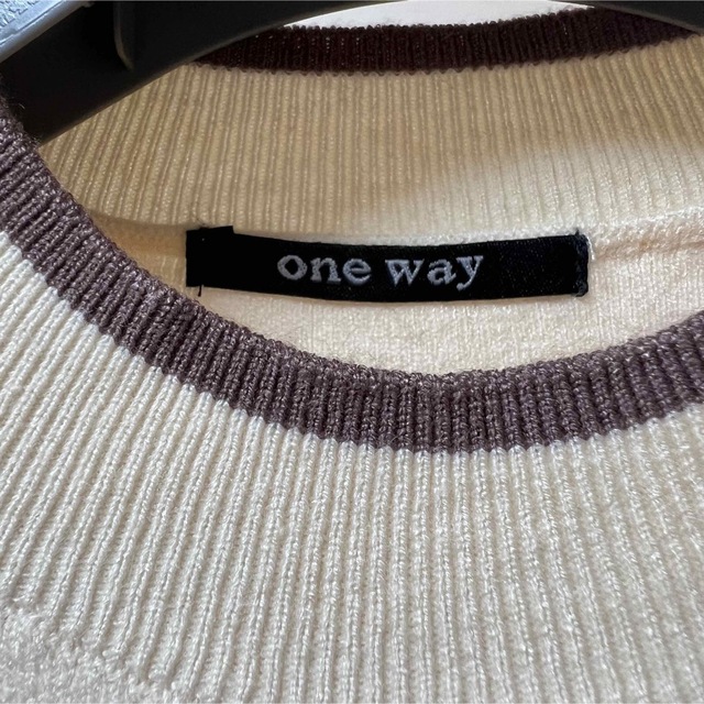 one*way - ワンウェイニットフリルホワイトの通販 by ♥︎売り切りSALE