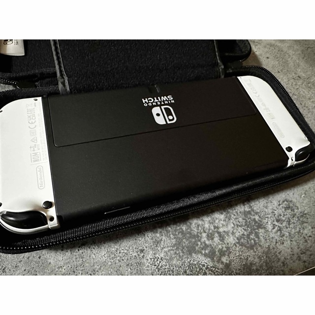 【極美品】任天堂Switch 有機ELモデル