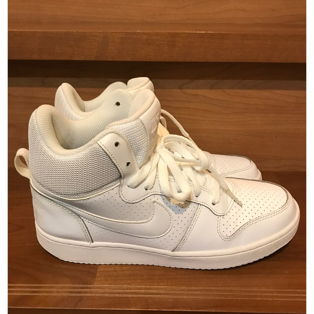 NIKE - 美品 NIKE 25.0 コート バーロウ ミッド ハイカット NIKE - 美品 NIKE 25.0 コート バーロウ ミッド ハイカット