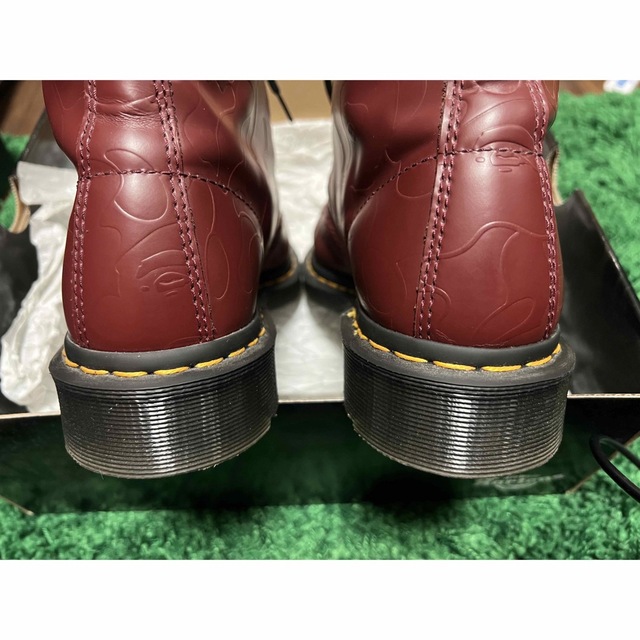 A BATHING APE(アベイシングエイプ)の【BAPE X DR.MARTENS】ABC 8 HOLE BOOTS メンズの靴/シューズ(ブーツ)の商品写真