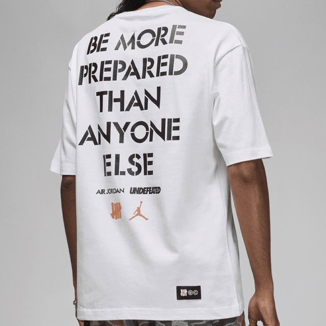 UNDEFEATED(アンディフィーテッド)のジョーダン UNDEFEATED JORDAN UNDFTD S/S TEE メンズのトップス(Tシャツ/カットソー(半袖/袖なし))の商品写真