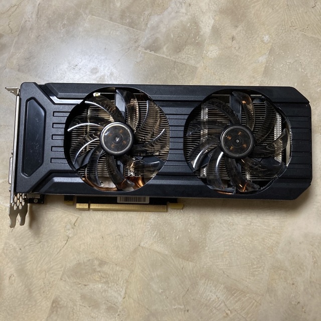 グラフィックボード　GTX1070 8GB DUAL