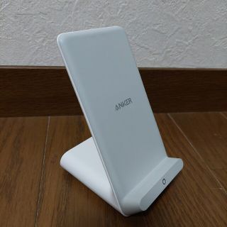 アンカー(Anker)のAnker PowerWave 7.5 Stand(バッテリー/充電器)