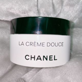 シャネル(CHANEL)のラ クレーム ドゥース（エモリエントクリーム）(フェイスクリーム)