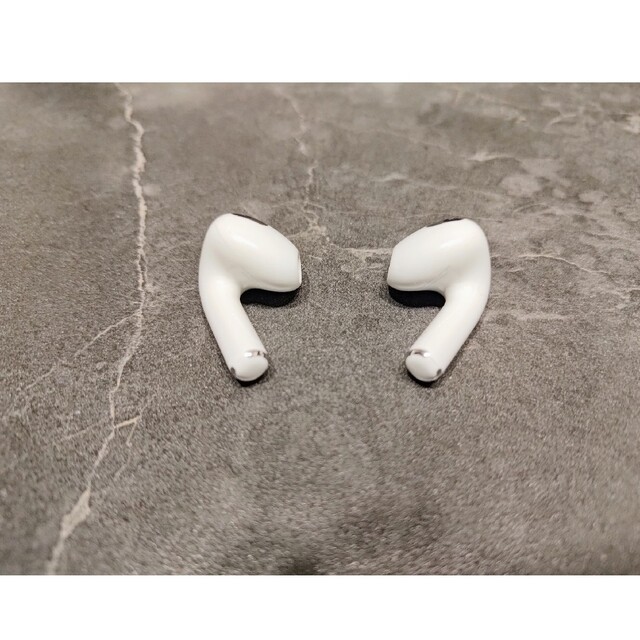 Apple(アップル)のAirPods 第三世代 美品 スマホ/家電/カメラのオーディオ機器(その他)の商品写真