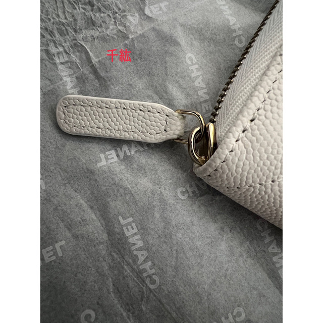 CHANEL(シャネル)の【未使用美品】シャネル クラシックロングジップウォレット ホワイト AP0242 レディースのファッション小物(財布)の商品写真