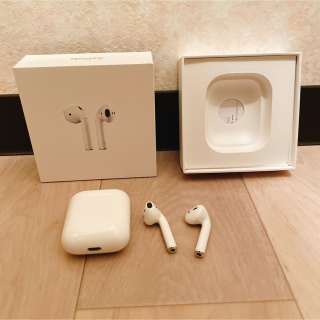 Apple AirPods （第二世代）