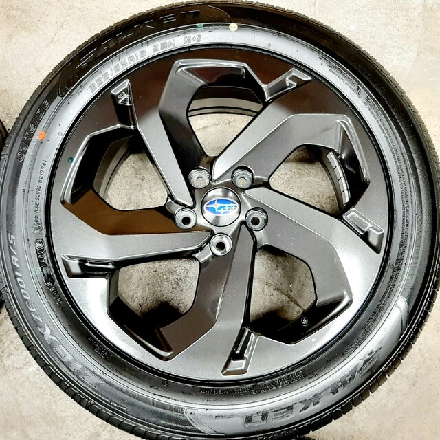 新車外し】スバル SK フォレスター STIスポーツ 純正 ホイールタイヤ 新車外し】スバル SK フォレスター STIスポーツ 純正 ホイールタイヤ