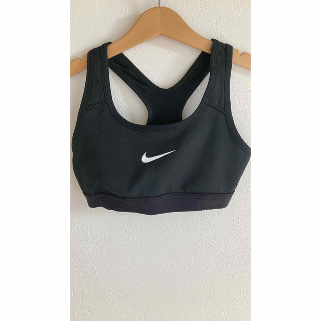 NIKE(ナイキ)のエクササイズ　ウェアー　130-140 キッズ/ベビー/マタニティのキッズ服女の子用(90cm~)(水着)の商品写真