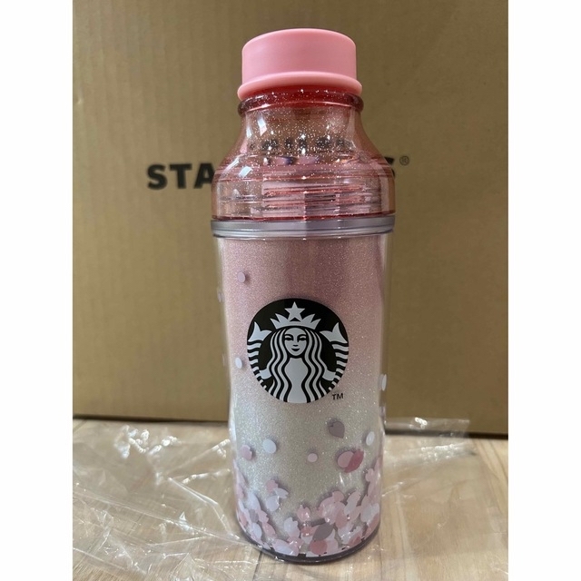 Starbucks Coffee(スターバックスコーヒー)のSAKURA ボトルシャイニーペタル インテリア/住まい/日用品のキッチン/食器(タンブラー)の商品写真