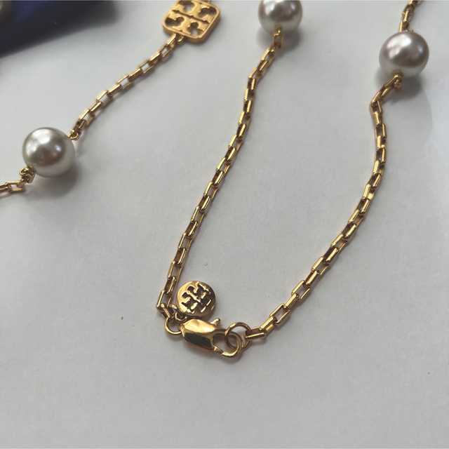 Tory Burch(トリーバーチ)のTory Burch パール ロング ネックレス トリーバーチ レディースのアクセサリー(ネックレス)の商品写真