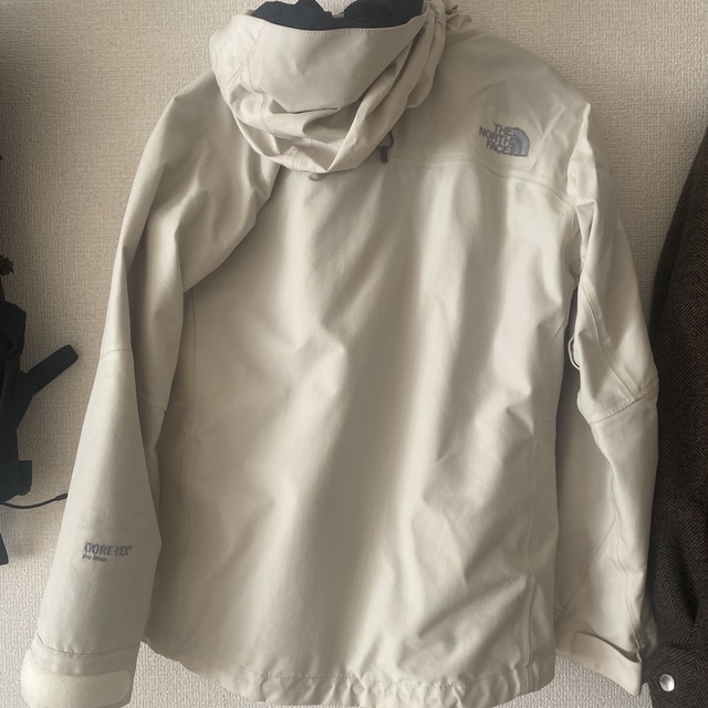 THE NORTH FACE(ザノースフェイス)のTHE NORTH FACE ジャケット　アウター レディースのジャケット/アウター(その他)の商品写真