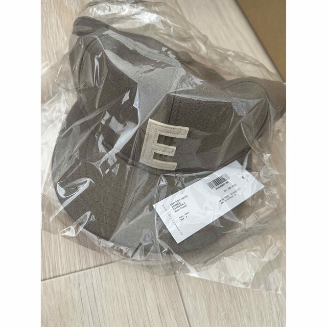 FEAR OF GOD(フィアオブゴッド)のessentials new era wool trucker 新品 メンズの帽子(キャップ)の商品写真