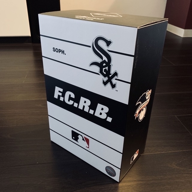 MEDICOM TOY(メディコムトイ)のF.C.Real Bristol MLB BE@RBRICK WHITE SOX エンタメ/ホビーのフィギュア(その他)の商品写真