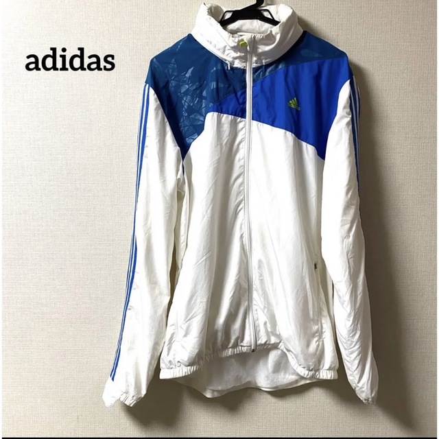 adidas ナイロン　マウンテンパーカー