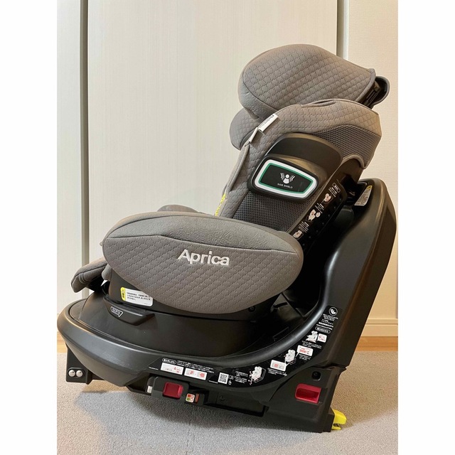 Aprica　フラディアグロウ ISOFIX 360°セーフティー プレミアム 1