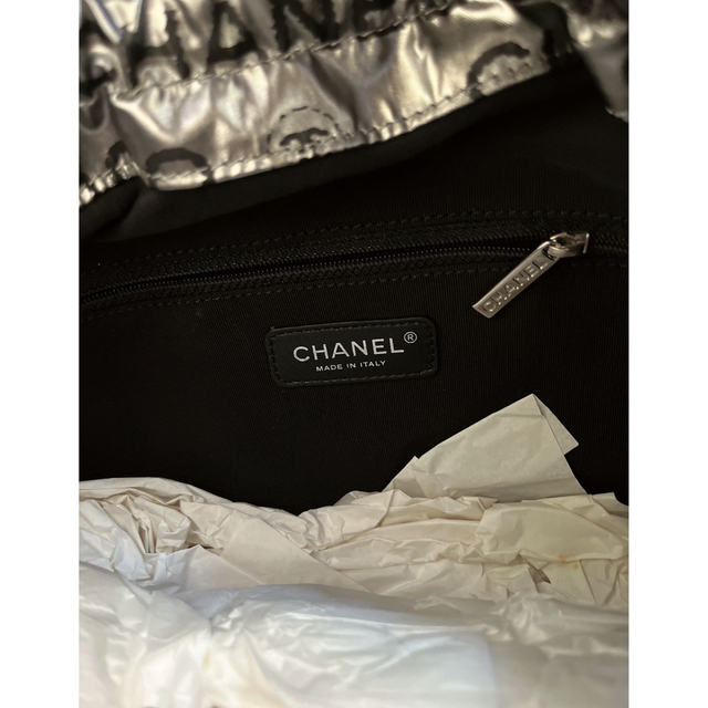 CHANEL(シャネル)のCHANEL アンリミテッドトートバック レディースのバッグ(トートバッグ)の商品写真