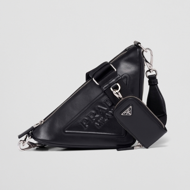 【超美品】PRADA プラダ トライアングル レザー ショルダーバッグ | フリマアプリ ラクマ