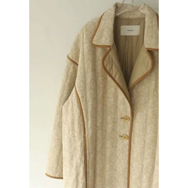 TODAYFUL(トゥデイフル)のジャガードキルティングコート レディースのジャケット/アウター(ロングコート)の商品写真