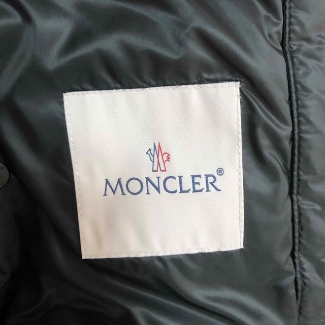 MONCLER ダウンジャケット 1