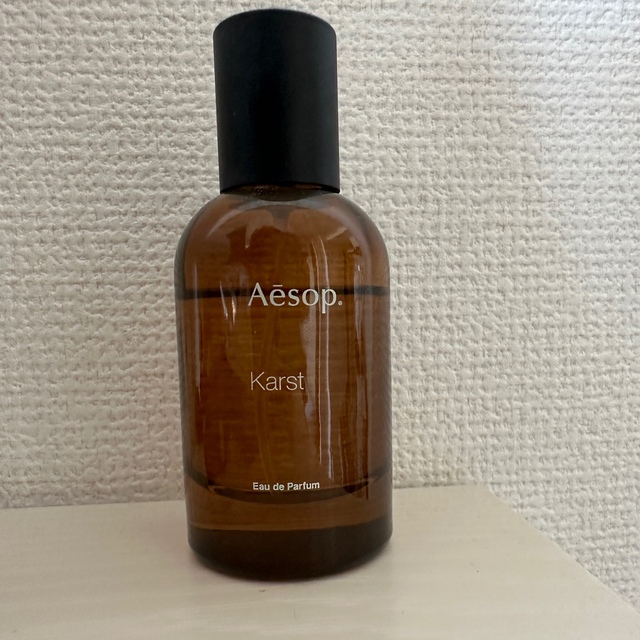 美品 aesop 香水 karst 8割 カースト