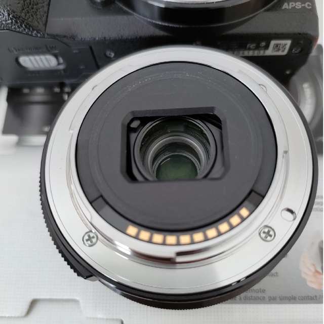 SONY(ソニー)のSONY  α5100 ILCE−5100 ミラーレス一眼レフ スマホ/家電/カメラのカメラ(ミラーレス一眼)の商品写真