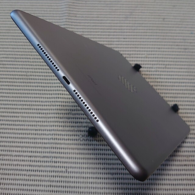 動作品iPad第6世代(A1893)本体128GBグレイ送料込ジャンク品 『4年保証