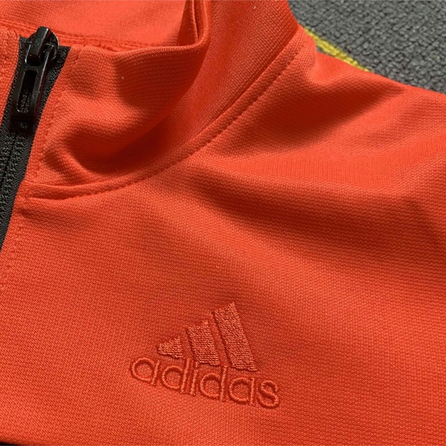 adidas(アディダス)のアディダス　ジャージ　ボーイズ　130 キッズ/ベビー/マタニティのキッズ服男の子用(90cm~)(ジャケット/上着)の商品写真