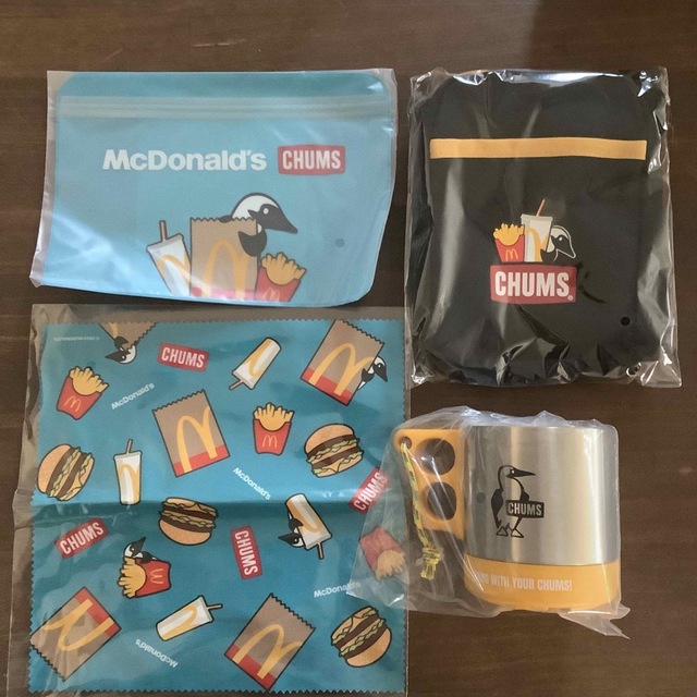 CHUMS(チャムス)のマック福袋2023 CHUMSコラボ品 エンタメ/ホビーのコレクション(ノベルティグッズ)の商品写真