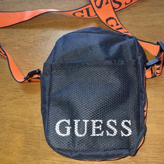 GUESS - GUESSゲスショルダーバックの通販 by alsoinfo8 ｜ゲスならラクマ