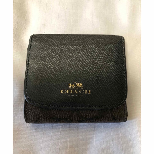 COACH(コーチ)のCOACH   三つ折り　財布 レディースのファッション小物(財布)の商品写真