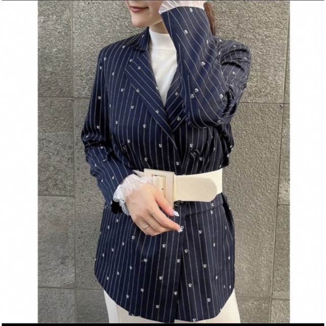 eimy istoire(エイミーイストワール)のes stripe ダブルテーラードジャケット Sサイズ レディースのジャケット/アウター(テーラードジャケット)の商品写真