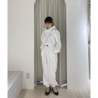 ショッピング通販 セットアップ【新品】epine エピヌ LE SSERAFIM ル