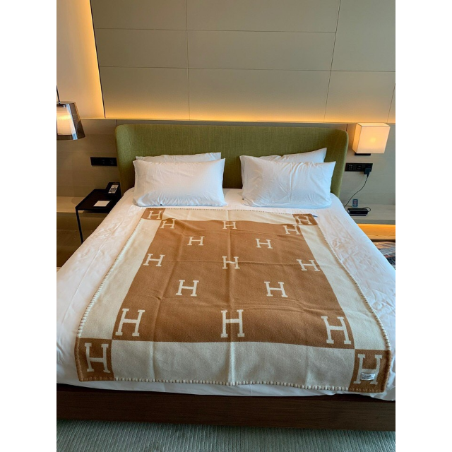 メーカー公式ショップ】 Hermes - 新品未使用 エルメス プレード ...