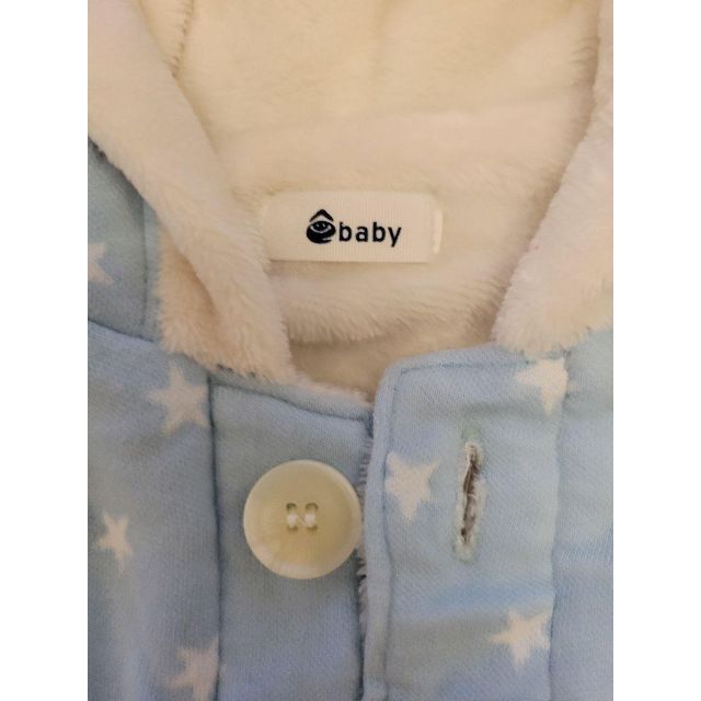 BeBe(ベベ)のebaby ベビーポンチョ　水色　ベベ　BeBe　ドット柄　ベビー服　アウター キッズ/ベビー/マタニティのベビー服(~85cm)(ジャケット/コート)の商品写真