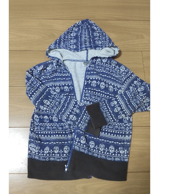 F.O.KIDS(エフオーキッズ)のフード付きパーカー 120サイズ 男の子 キッズ/ベビー/マタニティのキッズ服男の子用(90cm~)(ジャケット/上着)の商品写真