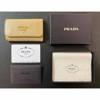 新型　美品　PRADA プラダ　マルチカラー　キーリング付き　キーケース