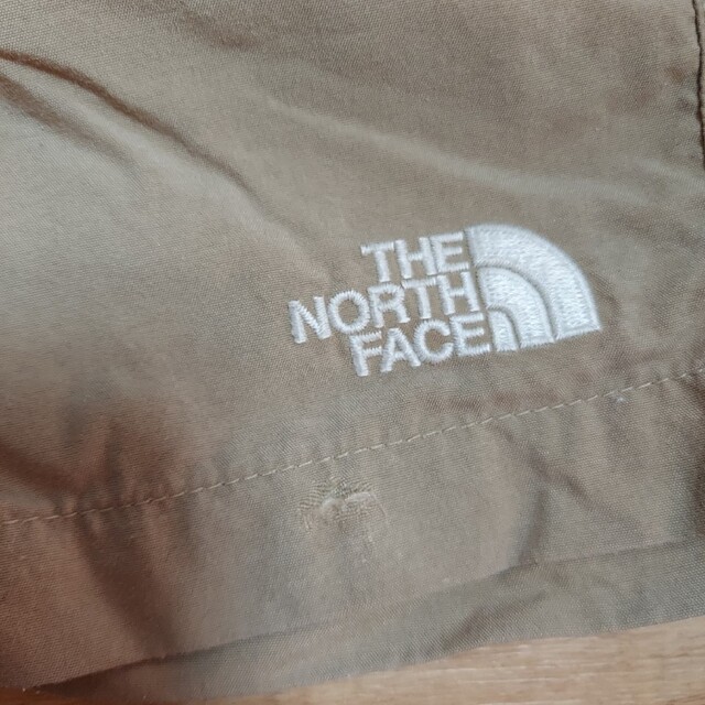 THE NORTH FACE(ザノースフェイス)のTHE NORTH FACE　100　ハーフパンツ キッズ/ベビー/マタニティのキッズ服男の子用(90cm~)(パンツ/スパッツ)の商品写真