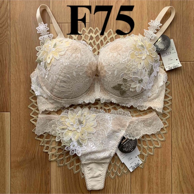 タグ付新品未使用】サルート 店舗限定 08G 中国音楽 牡丹 F75/ソングM