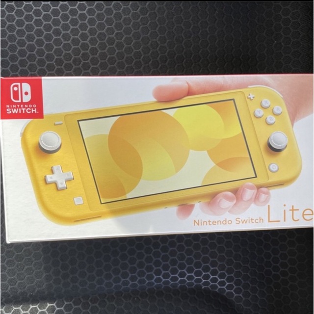 新品未使用　Nintendo Switch lite イエロー