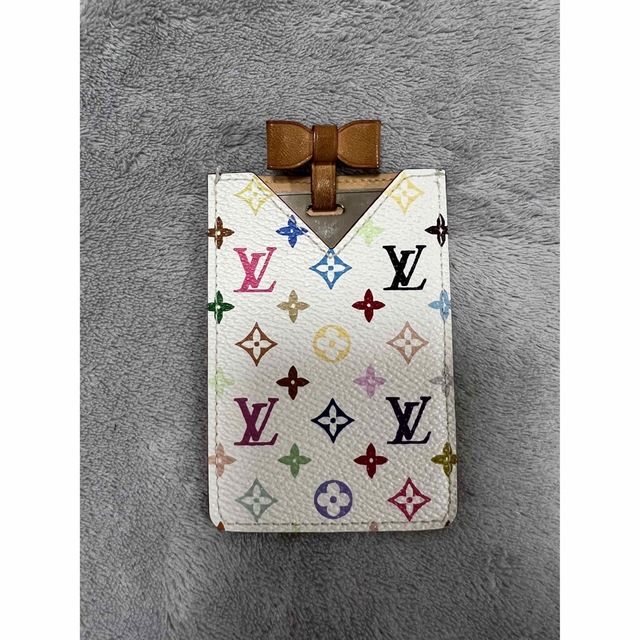 LOUIS VUITTON(ルイヴィトン)のルイヴィトン マルチカラー エテュイ ミロワール 手鏡 レディースのファッション小物(ミラー)の商品写真