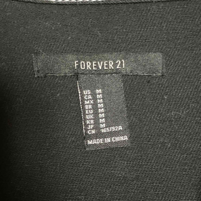 FOREVER 21(フォーエバートゥエンティーワン)のFOREVER21 ジャケット レディースのジャケット/アウター(Gジャン/デニムジャケット)の商品写真