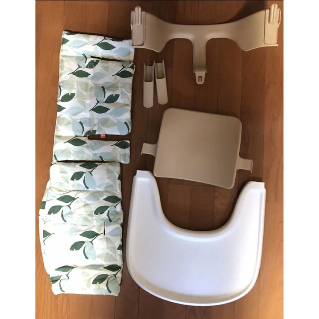 Stokke(ストッケ)のSTOKKE / ストッケ　 トレイ トリップ トラップ ベビーセット キッズ/ベビー/マタニティの授乳/お食事用品(その他)の商品写真