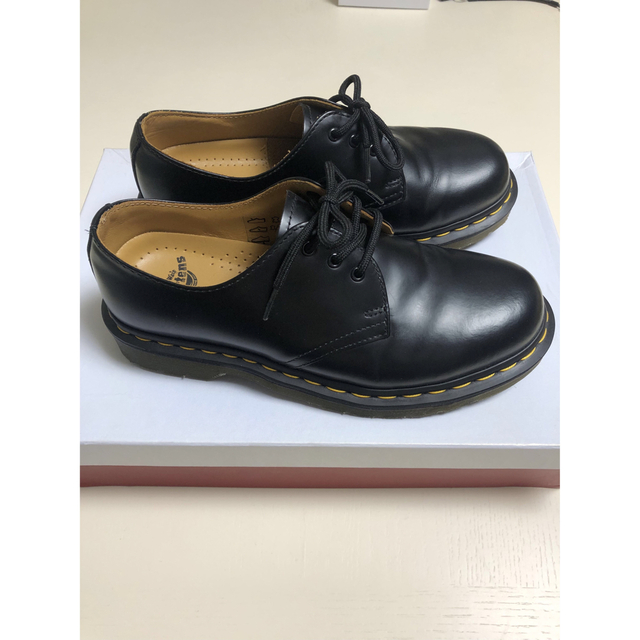 Dr.Martens(ドクターマーチン)の美品⭐︎Dr.Martens 1461 3ホール シューズ 24cm メンズの靴/シューズ(その他)の商品写真