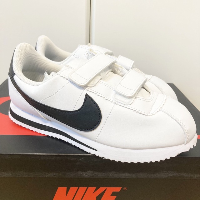 NIKE(ナイキ)の新品 箱無しNIKE キッズ コルテッツ 21cm キッズ/ベビー/マタニティのキッズ靴/シューズ(15cm~)(スニーカー)の商品写真