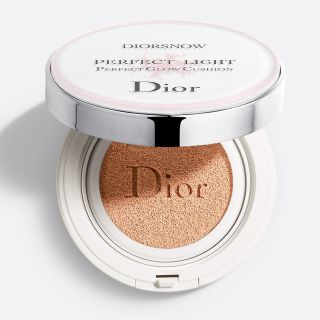 ディオール(Dior)のDior ディオール　スノー パーフェクト ライト クッションファンデ　005(ファンデーション)